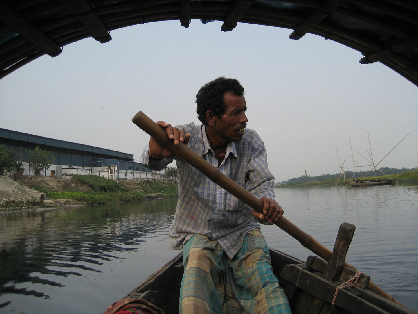 Tuni Chatterji, Okul Nodi (Endless River) (film still), 2012, 16mm film and DV video, 52 minutes. Art © Tuni Chatterji, all rights reserved.